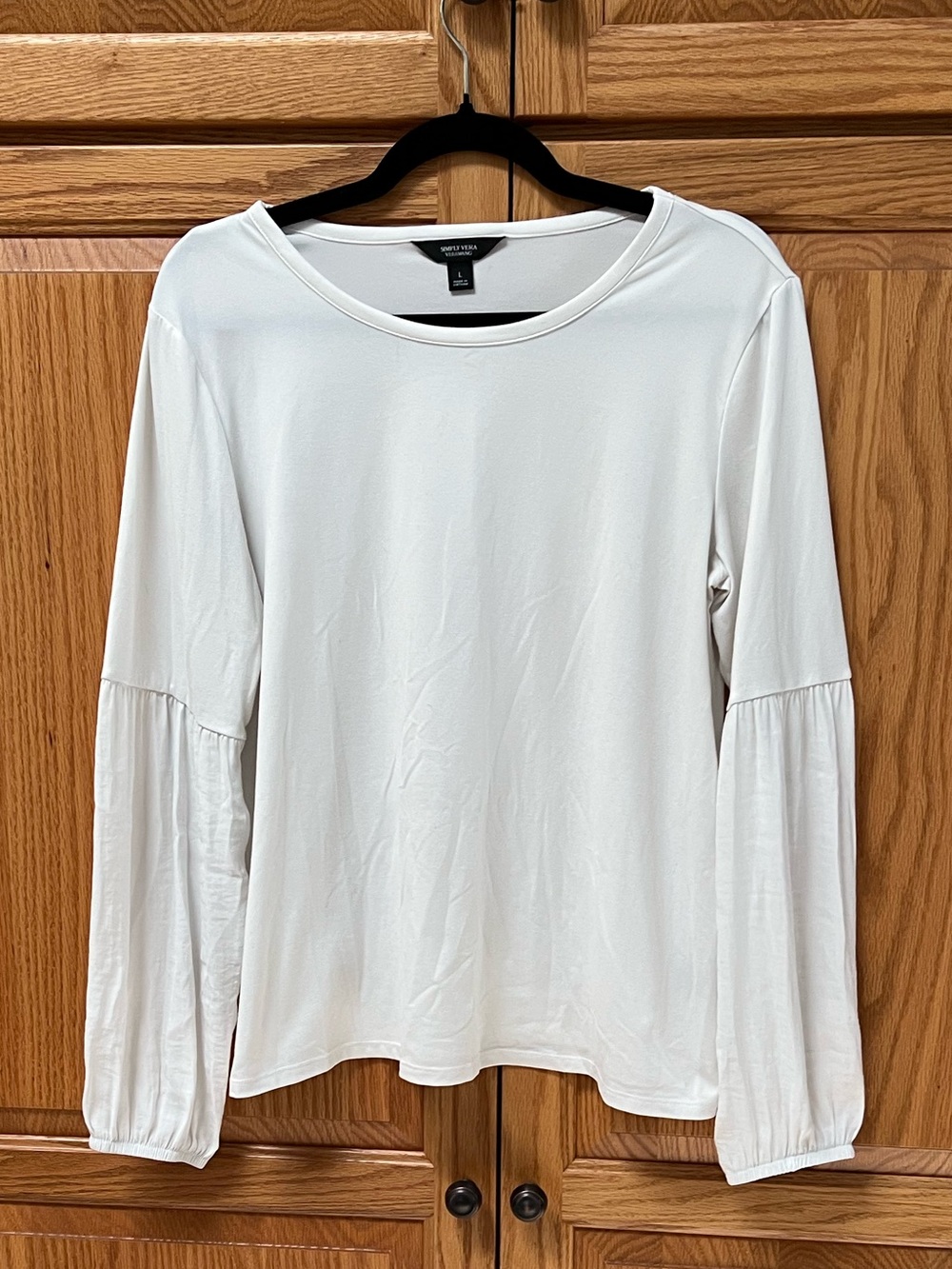 Simply Vera Vera Wang White Long Sleeve Bell-Sleeve Top, GUC, Size L